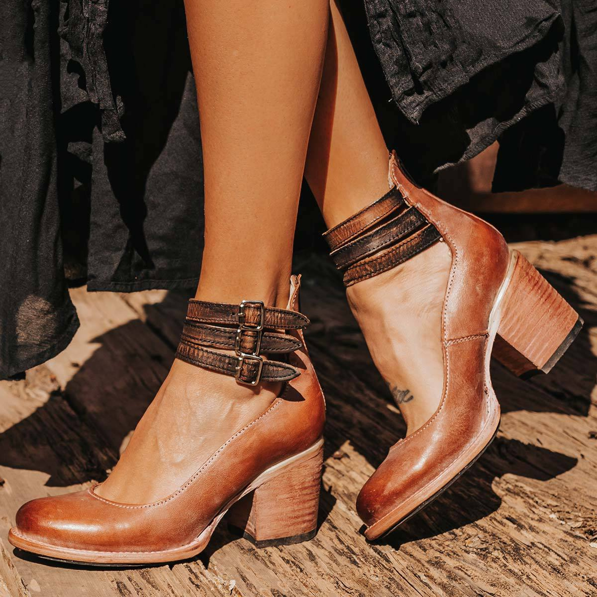 Fionnaghal | Vintage Leather Strap Heels