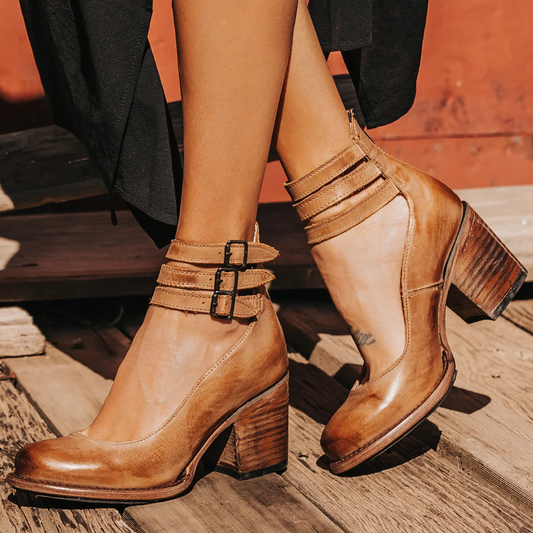 Fionnaghal | Vintage Leather Strap Heels