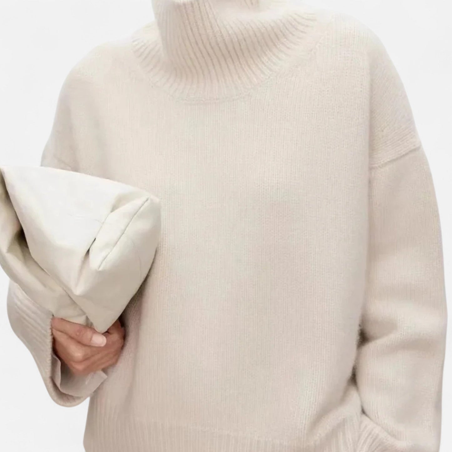 Valeska | Timeless Turtleneck Wool Sweater