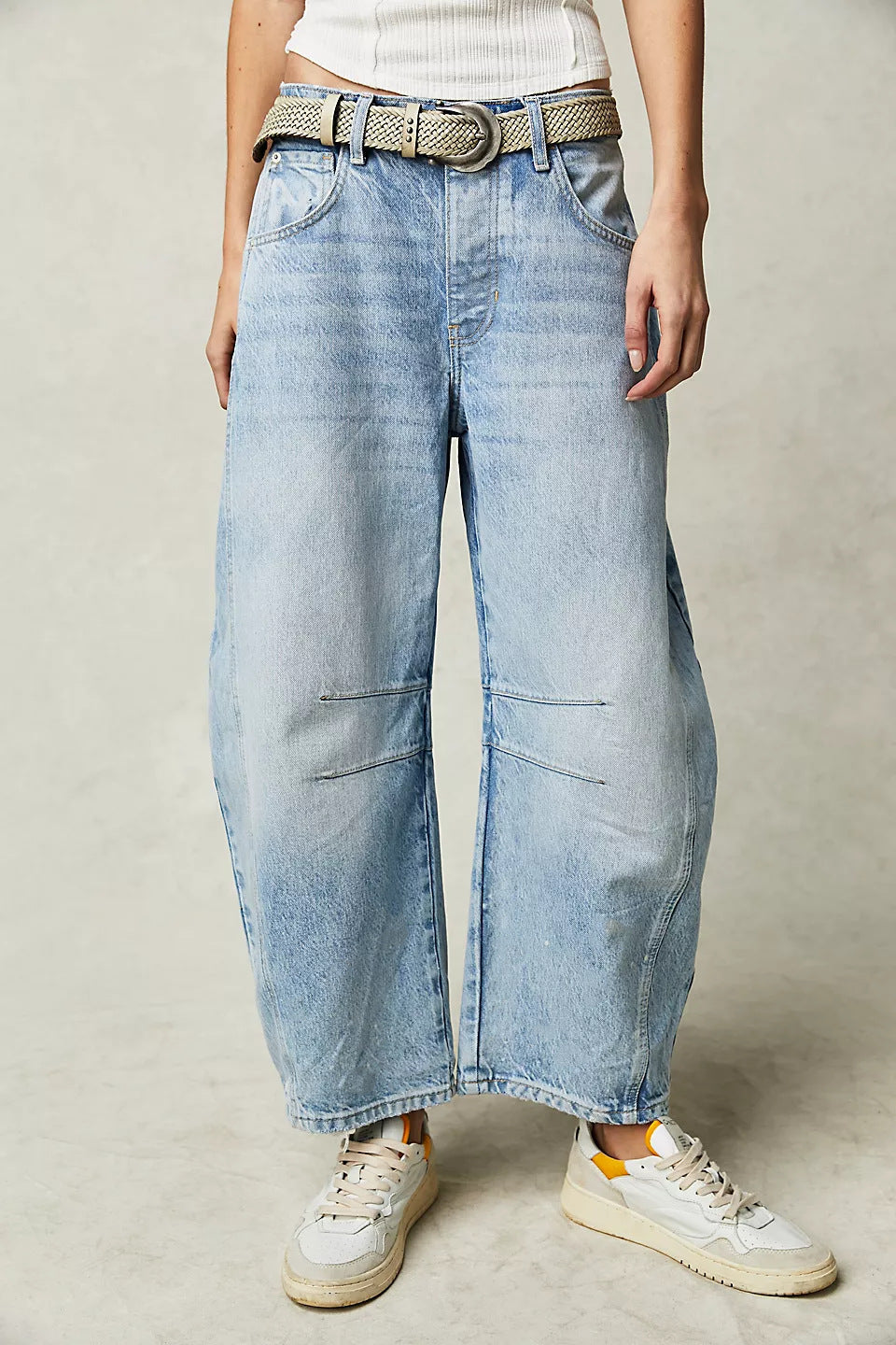 Rosamund | High-Stretch Mid-Rise Barrel Jeans