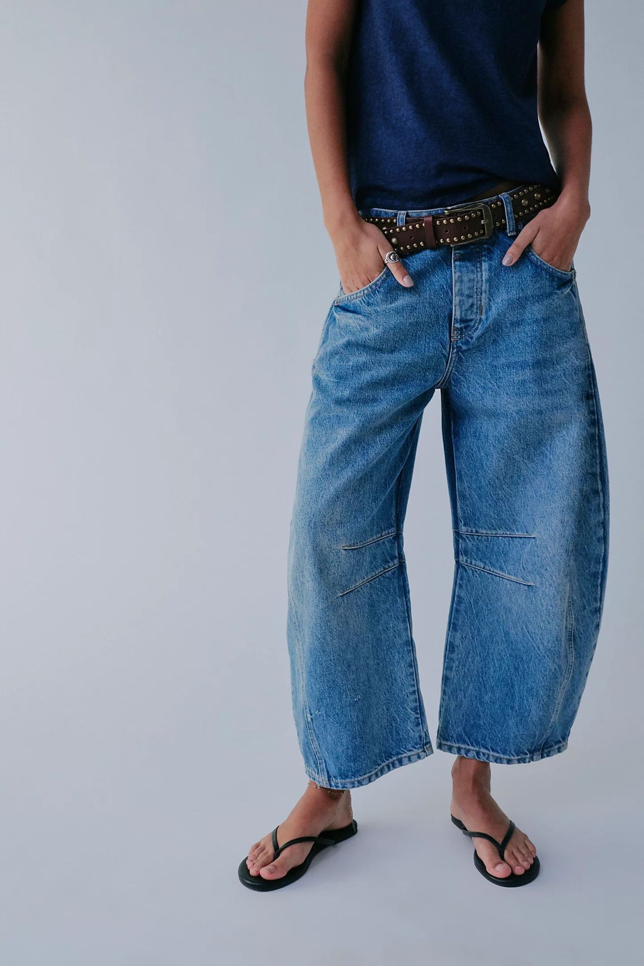 Rosamund | High-Stretch Mid-Rise Barrel Jeans
