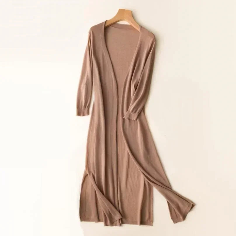 Isolde | Lightweight Long Women's Vest for Stylish and Breathable Comfort