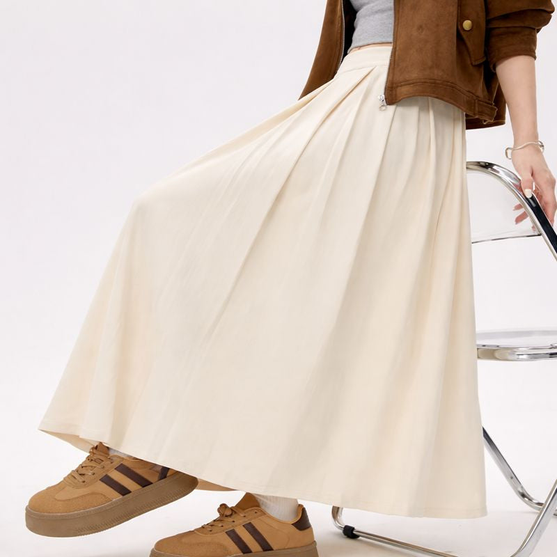 Corvina | Long Pleated Skirt - Elegant & Flowing Design