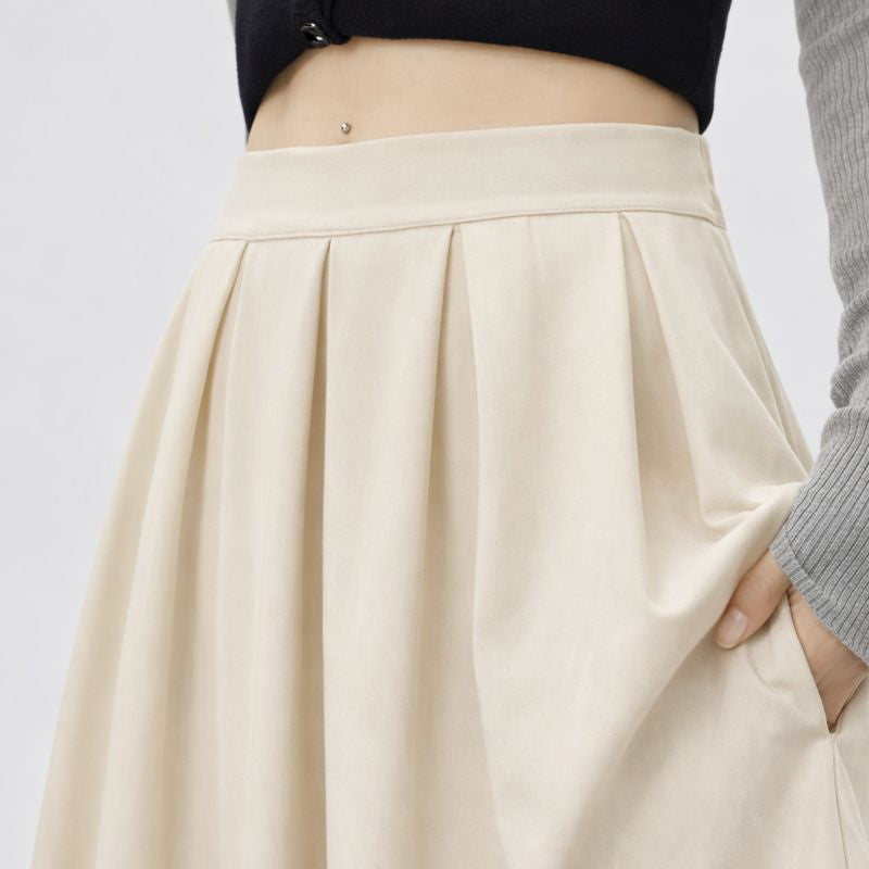 Corvina | Long Pleated Skirt - Elegant & Flowing Design