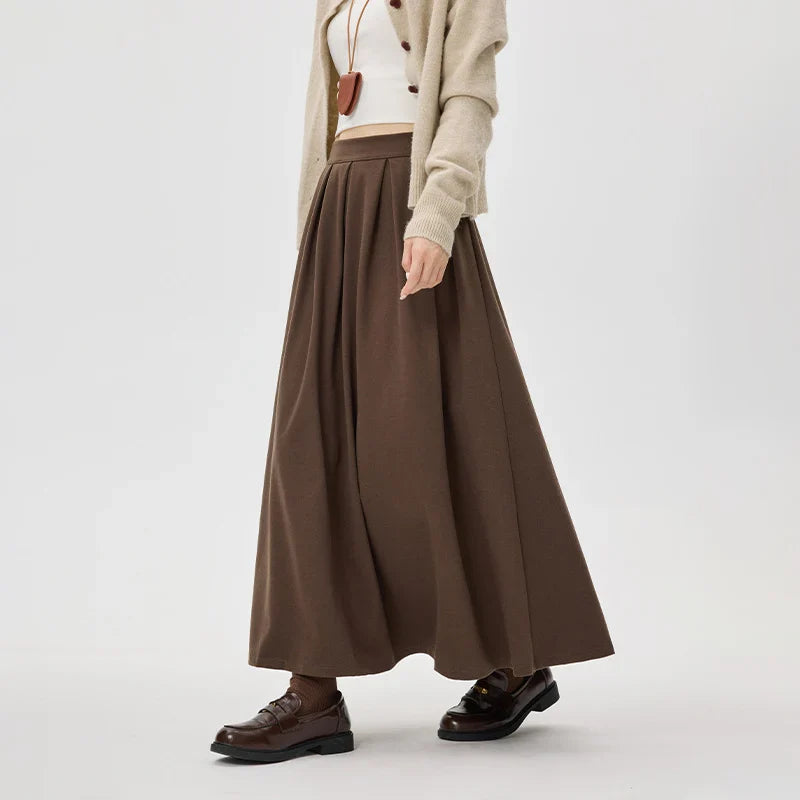 Corvina | Long Pleated Skirt - Elegant & Flowing Design
