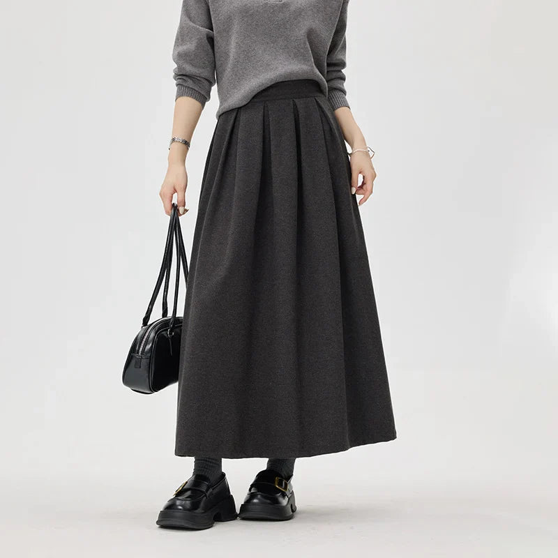 Corvina | Long Pleated Skirt - Elegant & Flowing Design
