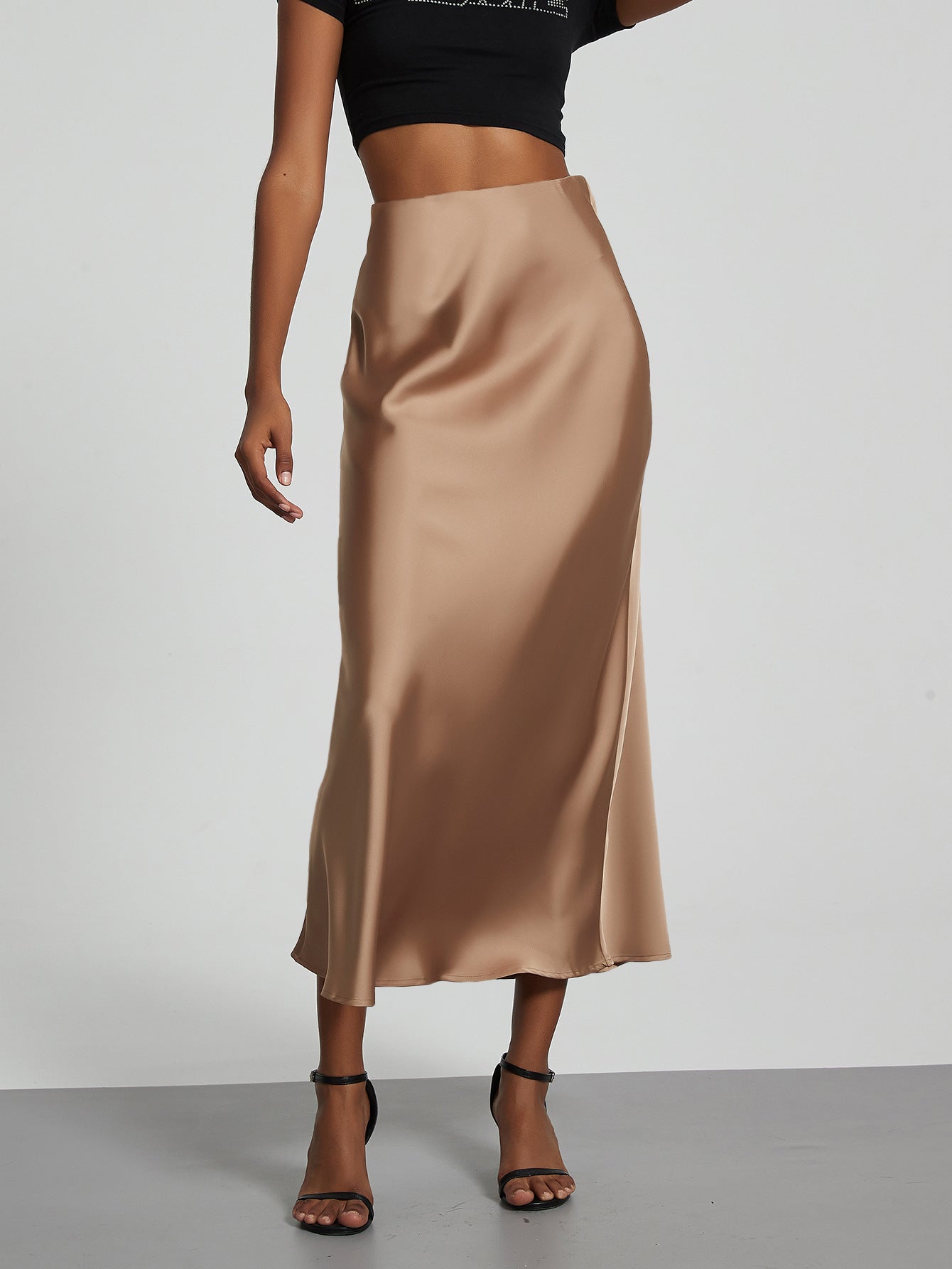 Philomena | A-Line Satin Midi Skirt with Side Zipper and Mid-Calf Hem