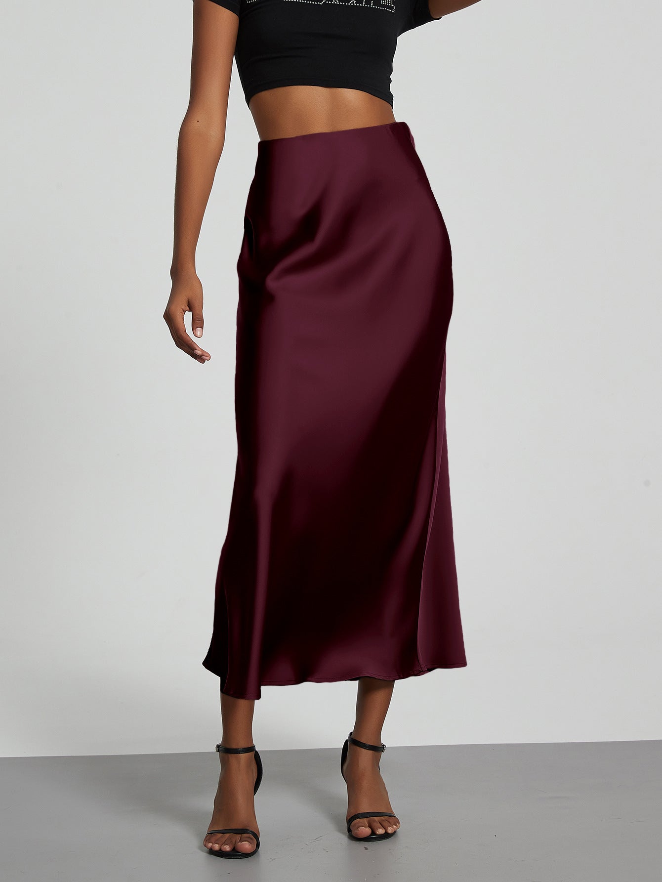 Philomena | A-Line Satin Midi Skirt with Side Zipper and Mid-Calf Hem