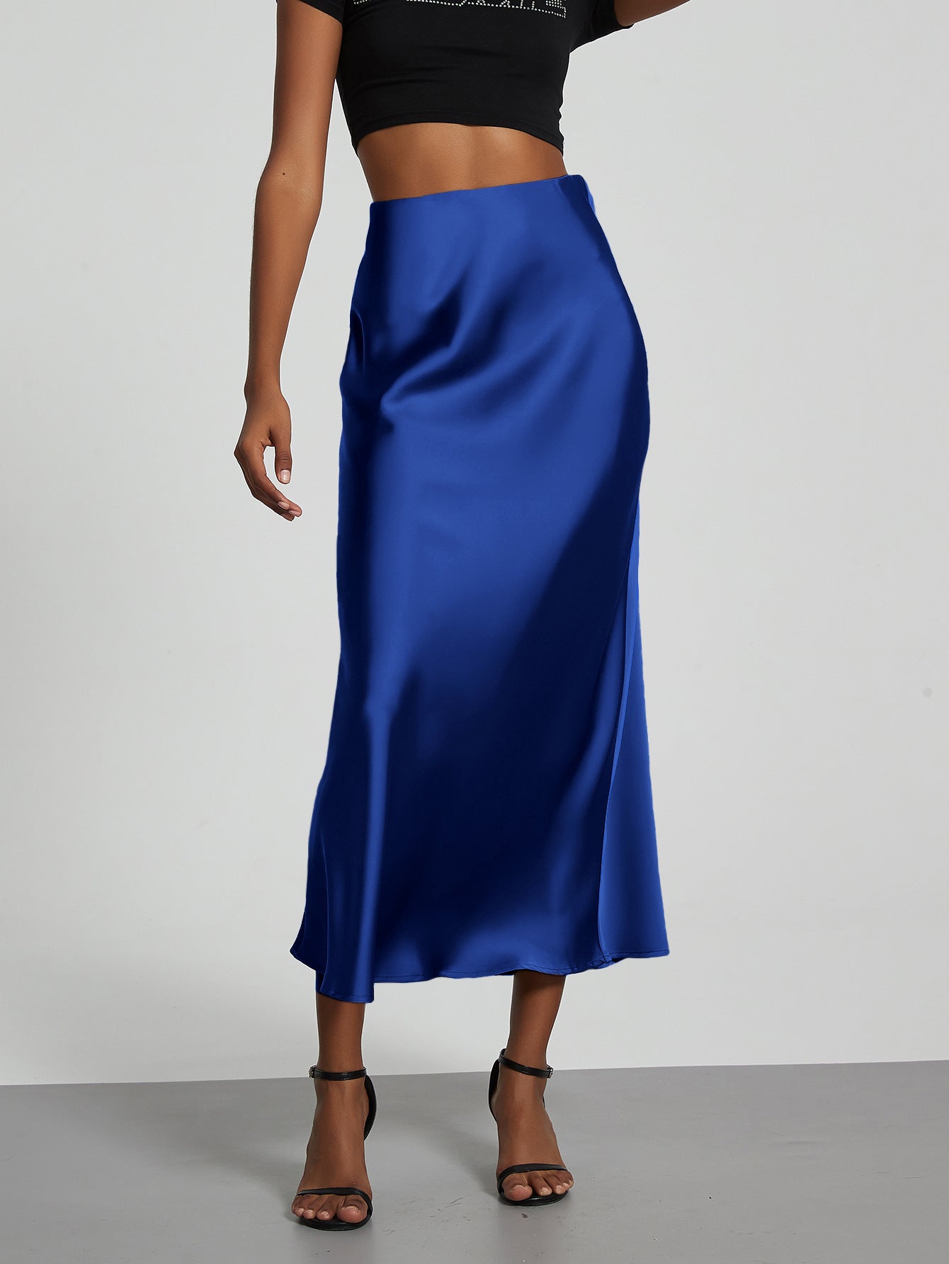 Philomena | A-Line Satin Midi Skirt with Side Zipper and Mid-Calf Hem