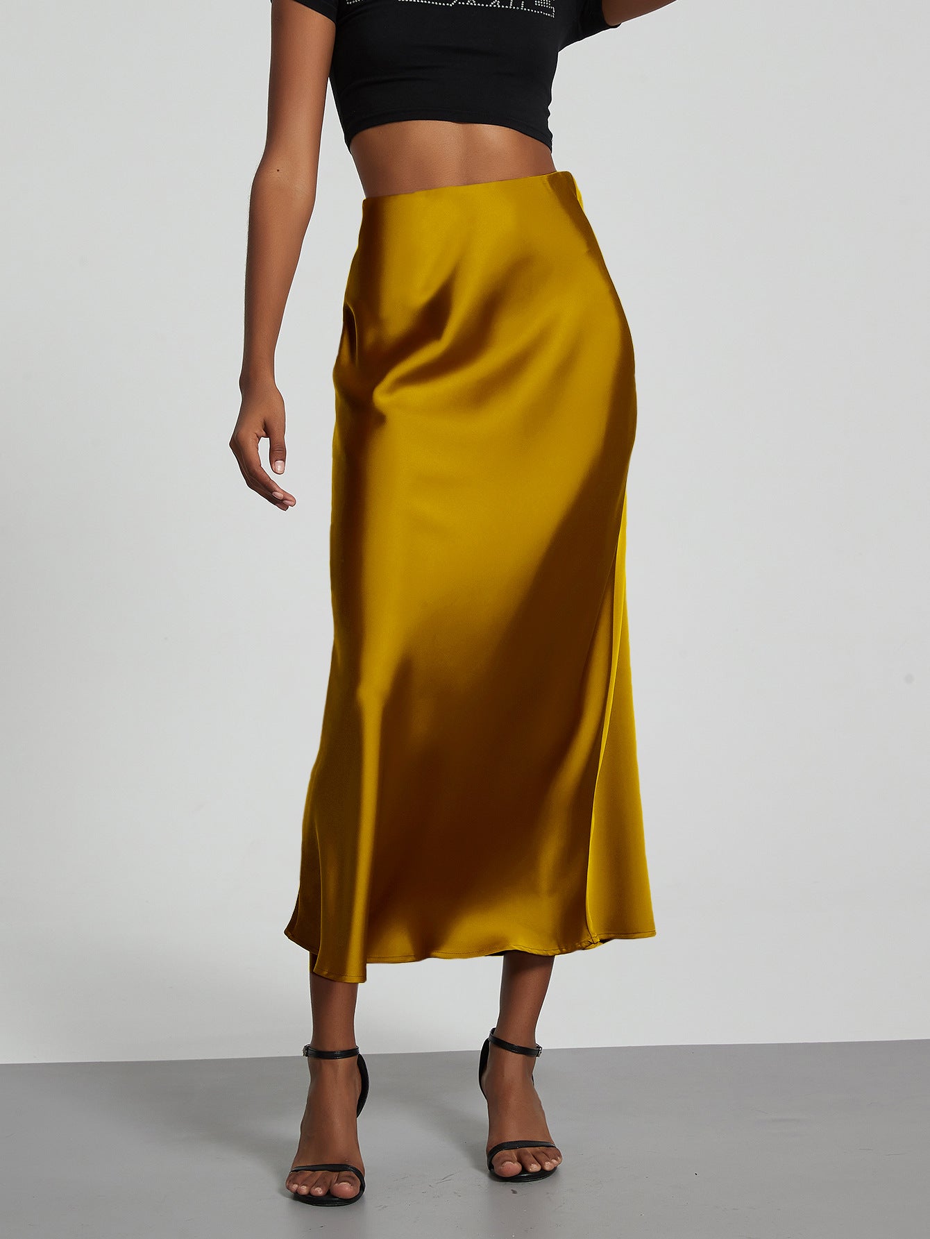 Philomena | A-Line Satin Midi Skirt with Side Zipper and Mid-Calf Hem