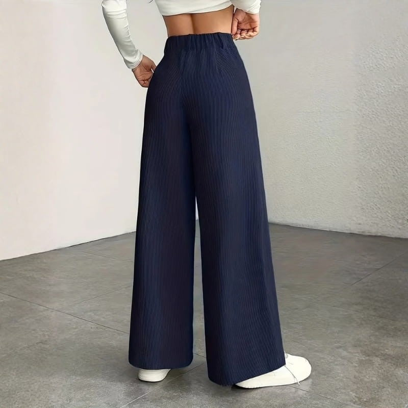 Amabel | High-Waisted Wide-Leg Corduroy Pants photo