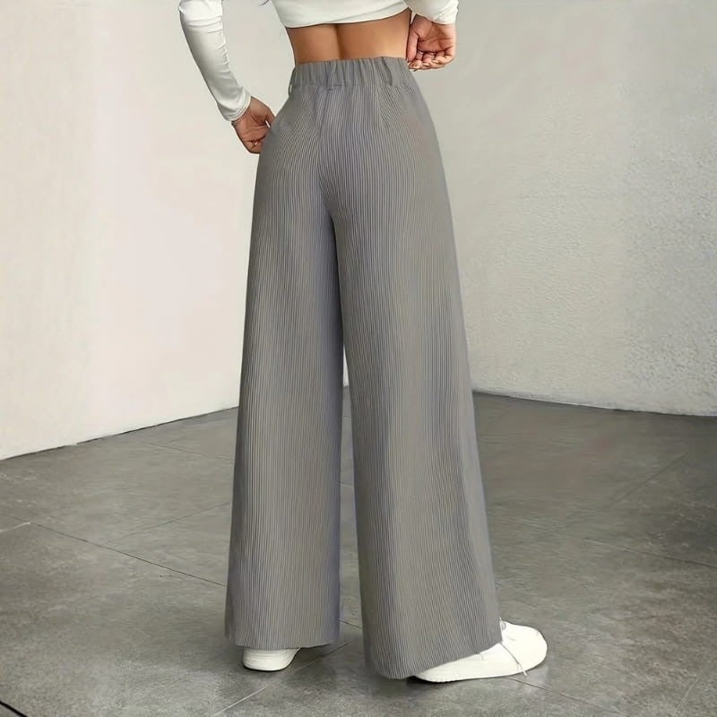 Amabel | High-Waisted Wide-Leg Corduroy Pants photo