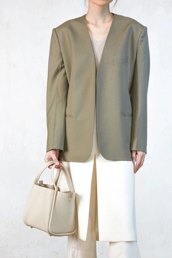 Anneke | Full-Grain Leather Bucket Bag photo