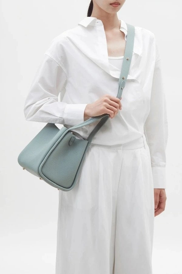 Anneke | Full-Grain Leather Bucket Bag photo