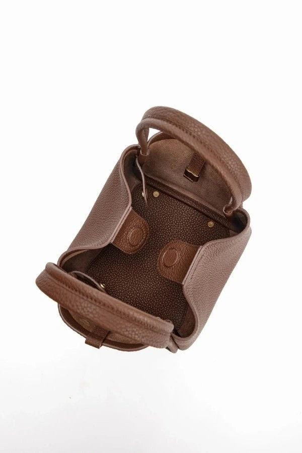 Anneke | Full-Grain Leather Bucket Bag photo
