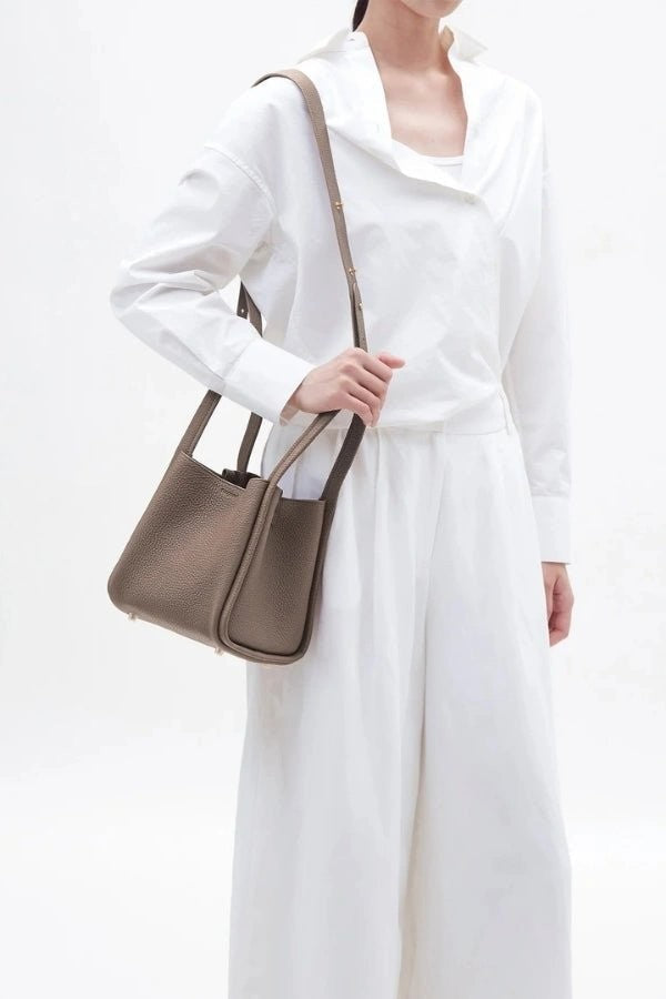 Anneke | Full-Grain Leather Bucket Bag photo