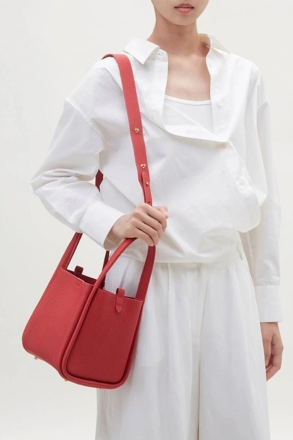 Anneke | Full-Grain Leather Bucket Bag photo
