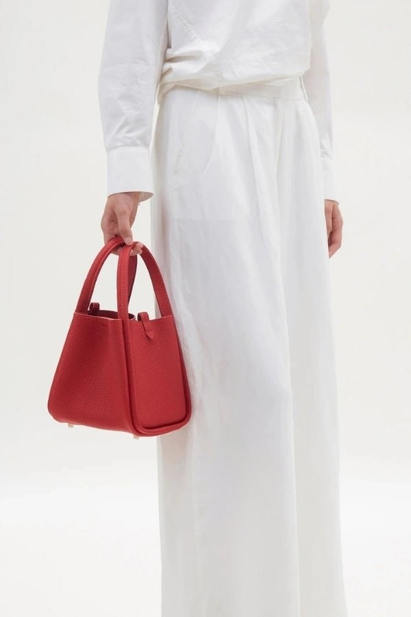 Anneke | Full-Grain Leather Bucket Bag photo