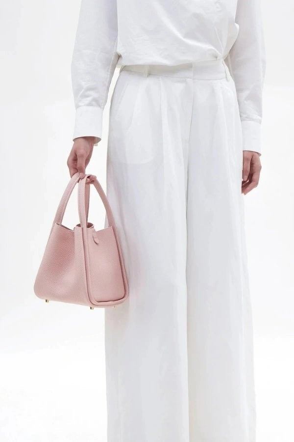 Anneke | Full-Grain Leather Bucket Bag photo