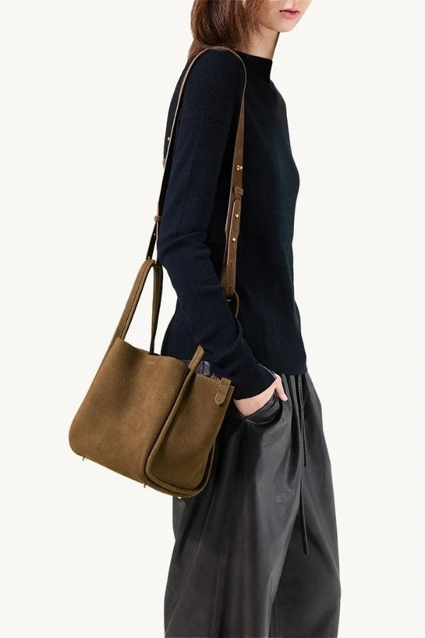 Anneke | Full-Grain Leather Bucket Bag photo