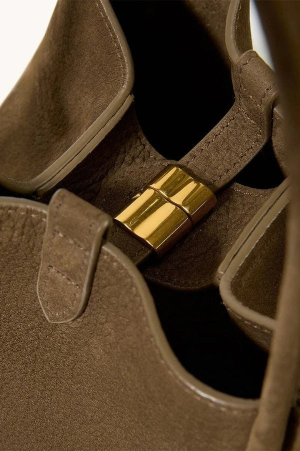 Anneke | Full-Grain Leather Bucket Bag photo