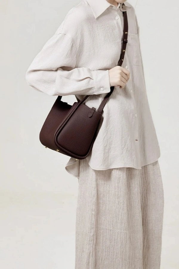 Anneke | Full-Grain Leather Bucket Bag photo
