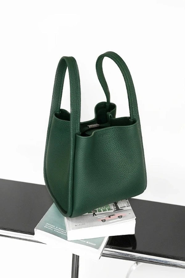 Anneke | Full-Grain Leather Bucket Bag photo