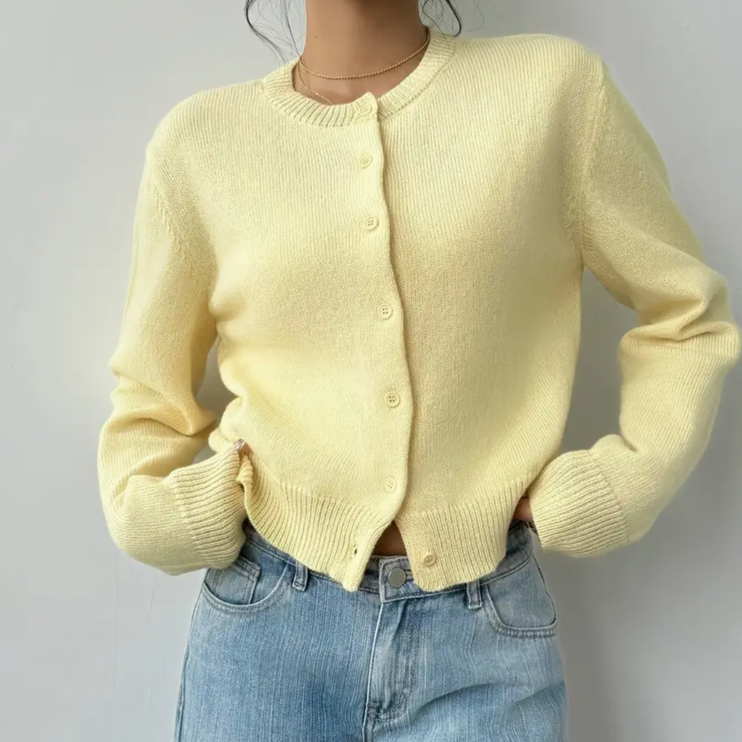 Perpetua | Cropped Cardigan with Crew Neck and Button Front
