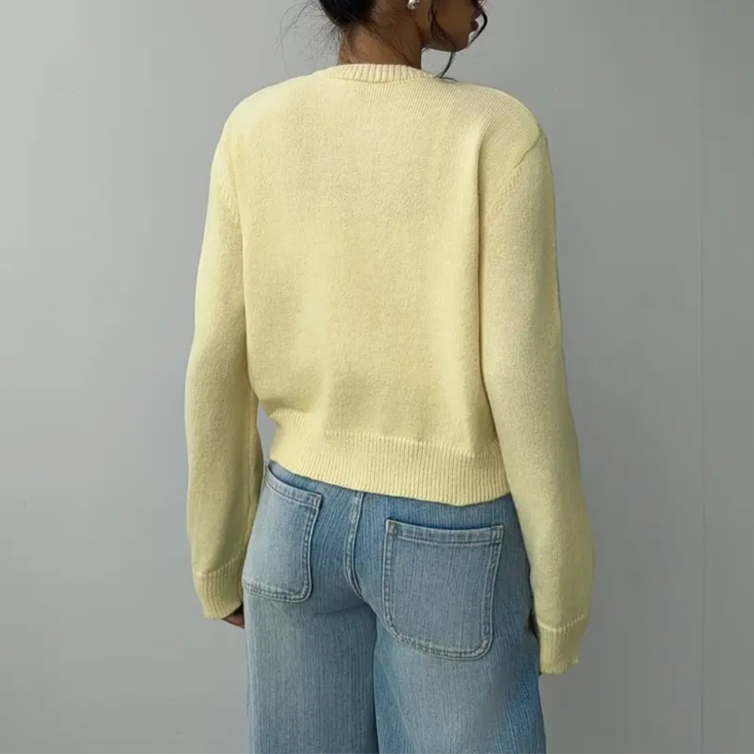 Perpetua | Cropped Cardigan with Crew Neck and Button Front