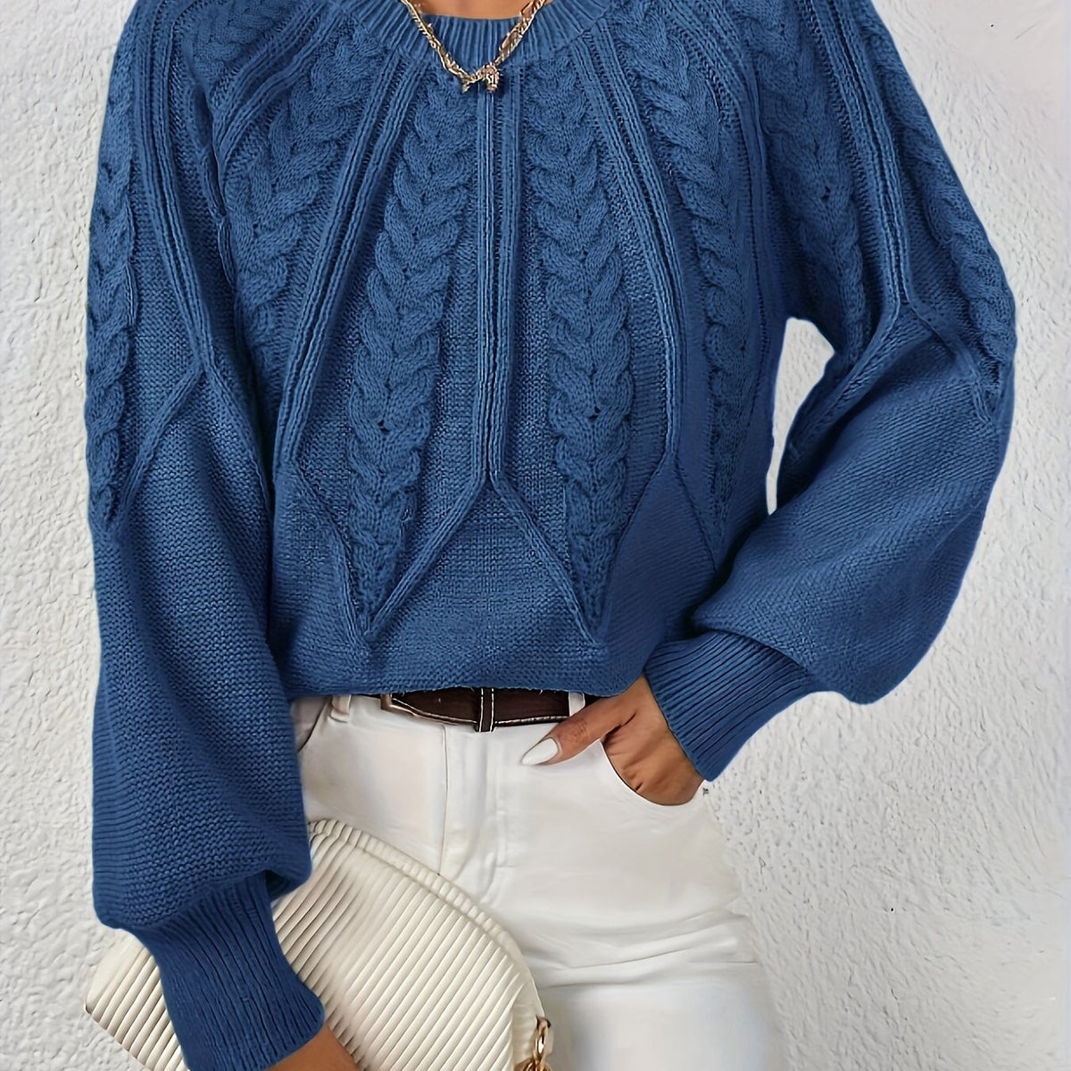 Cassidy | Women's Cable-Knit Round-Neck Sweater