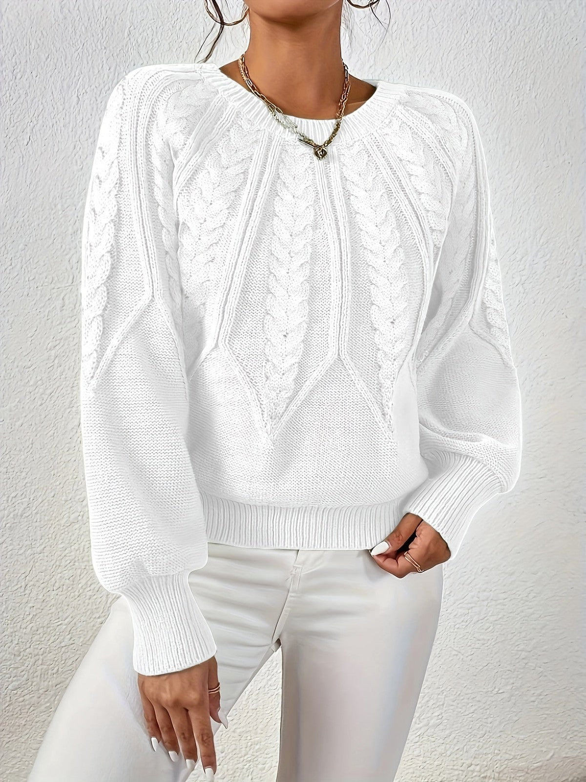 Cassidy | Women's Cable-Knit Round-Neck Sweater