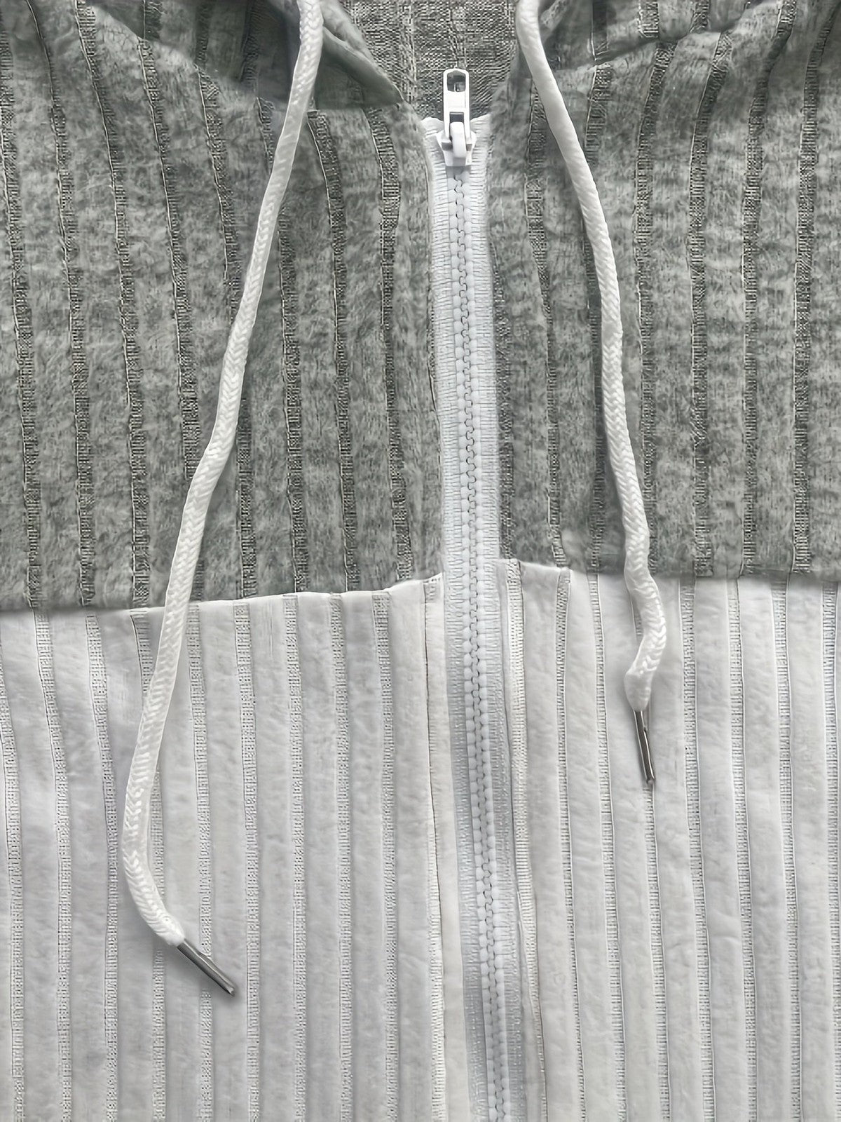 Cecilia | Women's Textured Color-Block Hooded Jacket