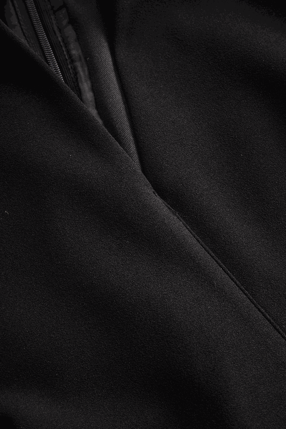 Clarissa | Refined Midi Dress