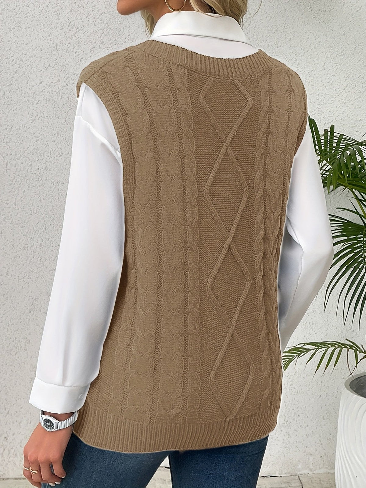 Cora | Women's Cozy Cable-Knit V-Neck Sweater Vest