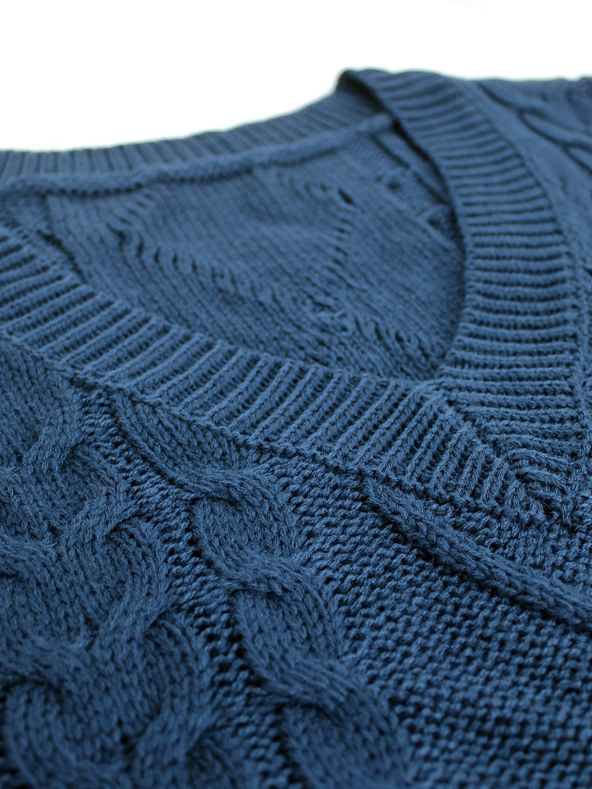 Cora | Women's Cozy Cable-Knit V-Neck Sweater Vest