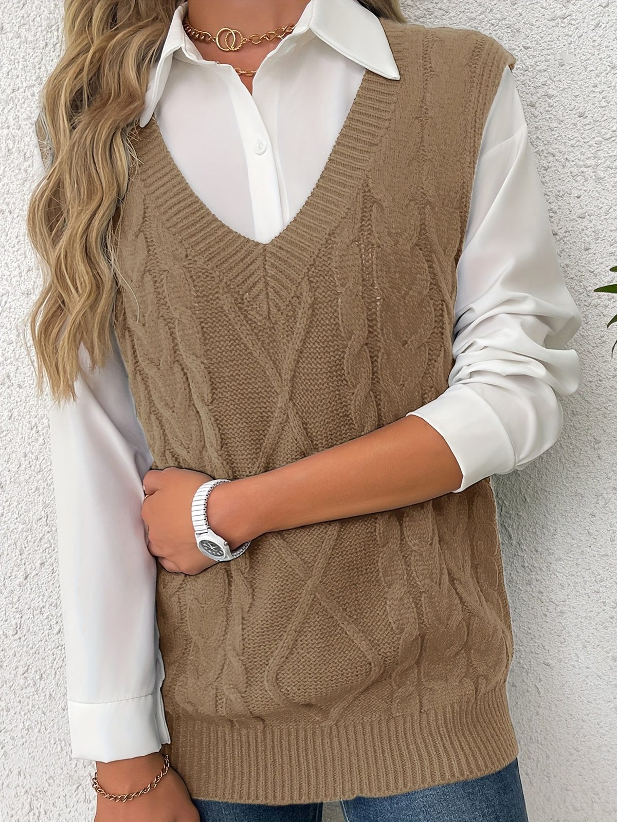 Cora | Women's Cozy Cable-Knit V-Neck Sweater Vest