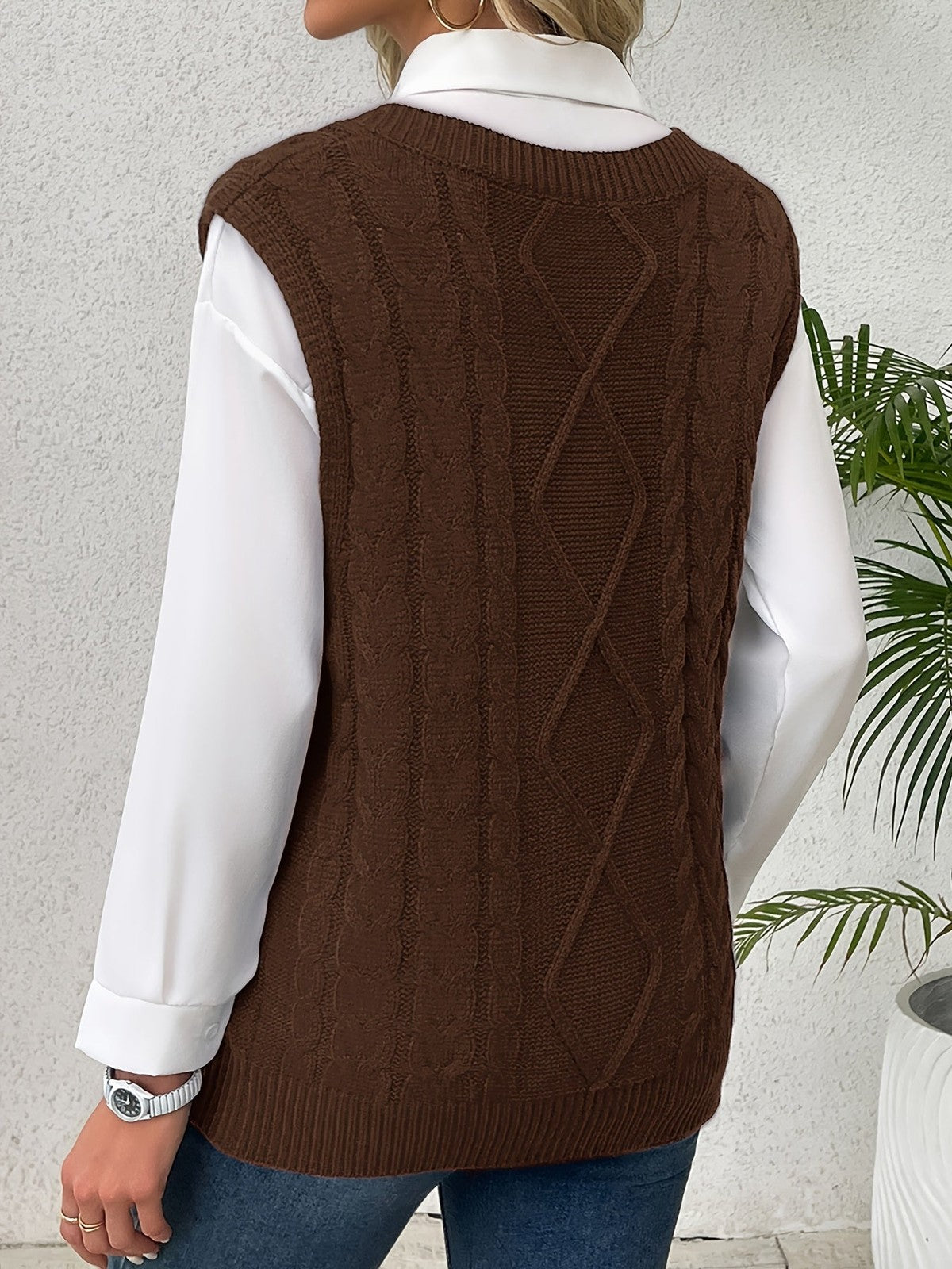 Cora | Women's Cozy Cable-Knit V-Neck Sweater Vest