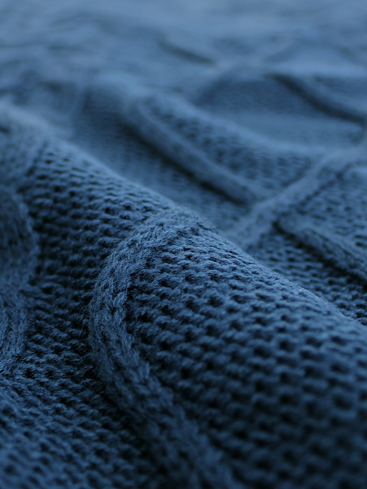 Cora | Women's Cozy Cable-Knit V-Neck Sweater Vest