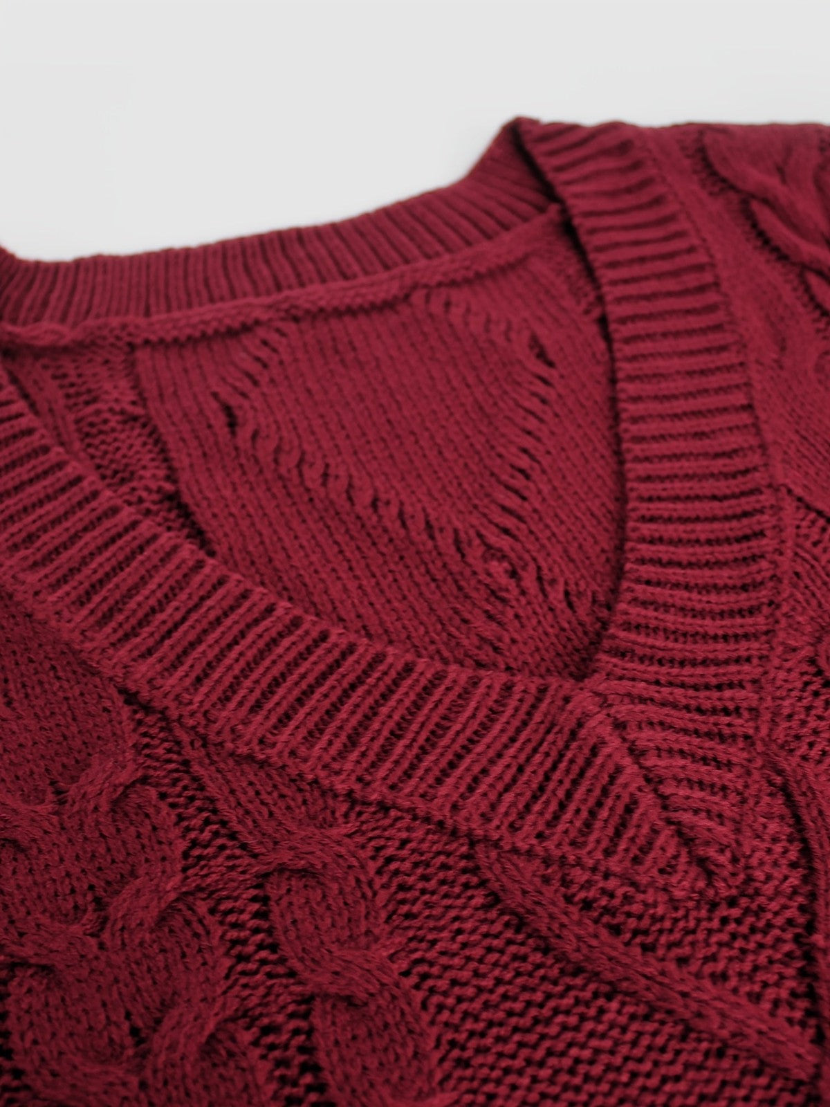 Cora | Women's Cozy Cable-Knit V-Neck Sweater Vest