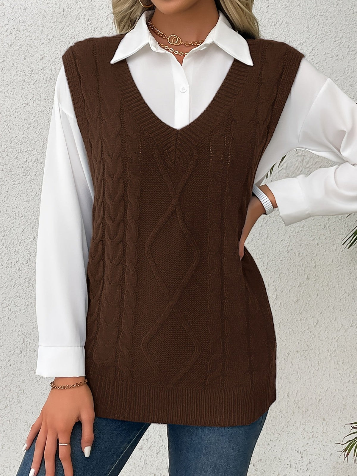 Cora | Women's Cozy Cable-Knit V-Neck Sweater Vest