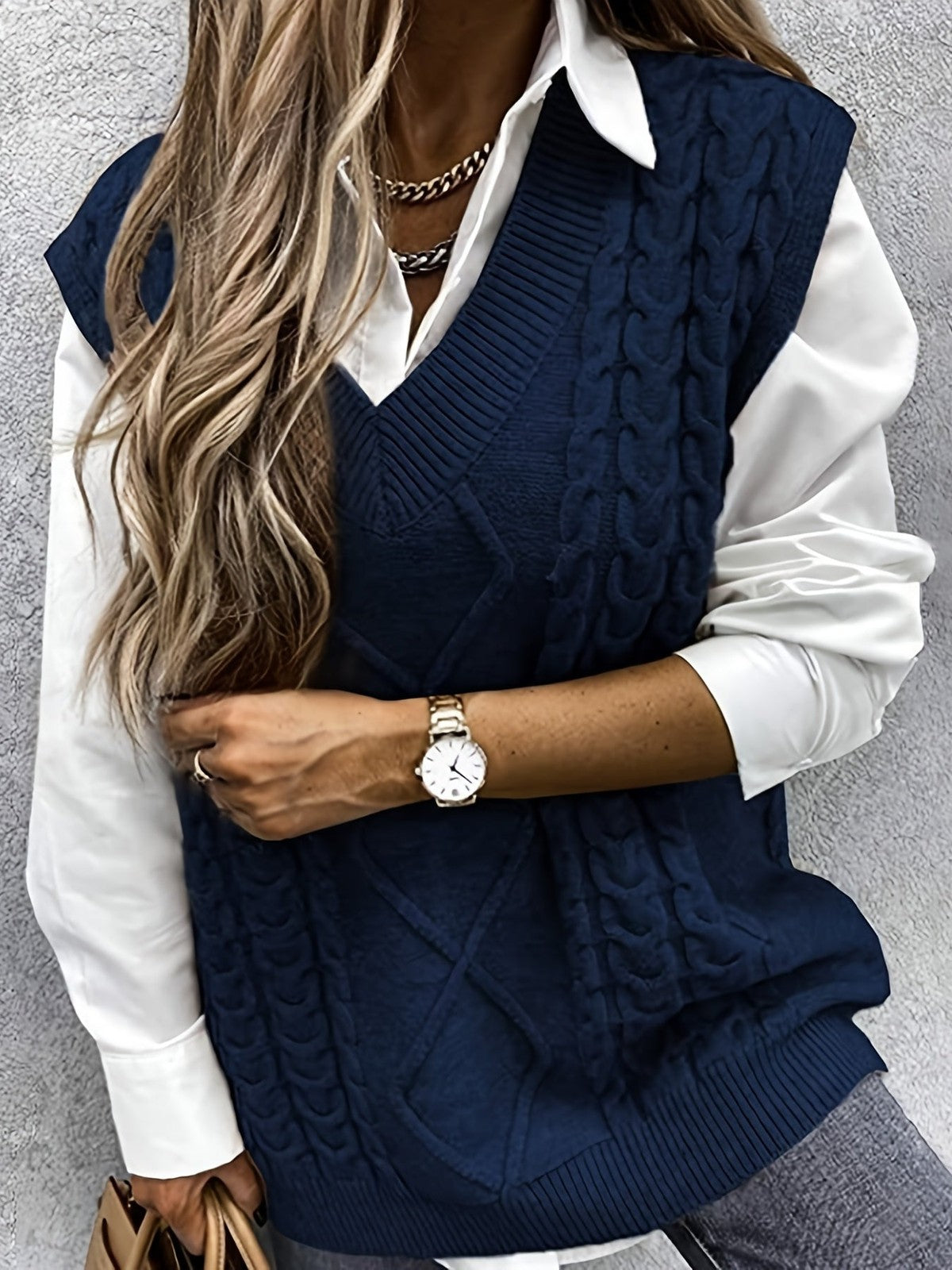 Cora | Women's Cozy Cable-Knit V-Neck Sweater Vest