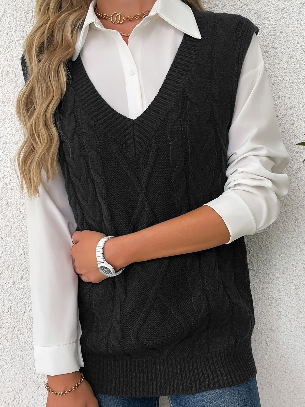 Cora | Women's Cozy Cable-Knit V-Neck Sweater Vest