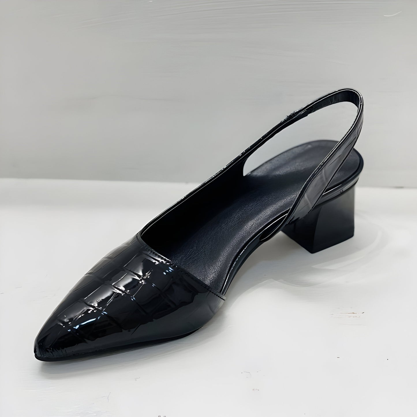Fabienne | Slingback Heels with Pointed Toe and Block Heel