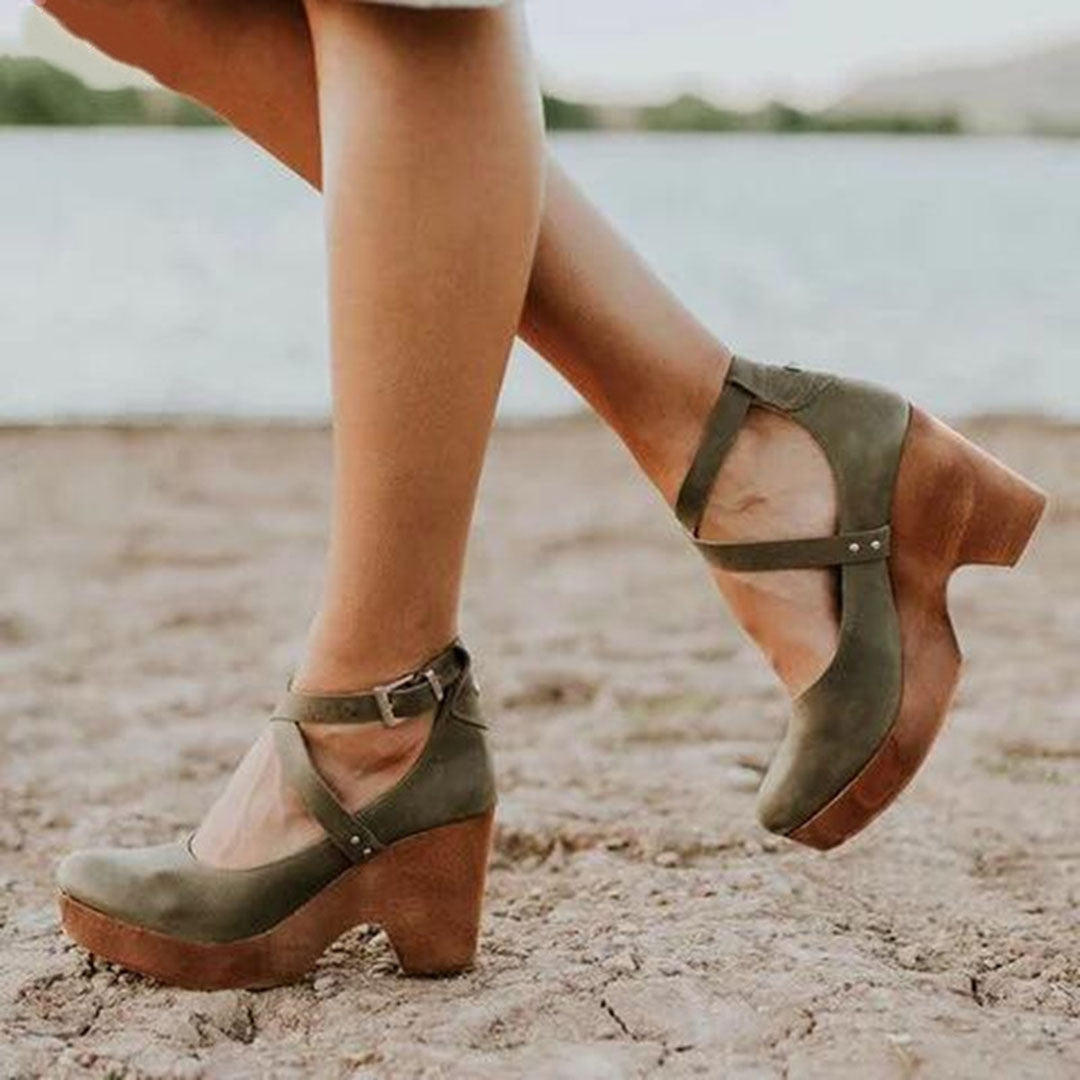 Tindra | Clogs with Ankle Strap and Wedge Heel