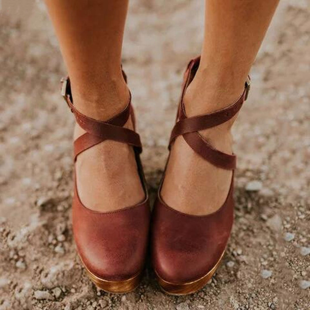 Tindra | Clogs with Ankle Strap and Wedge Heel