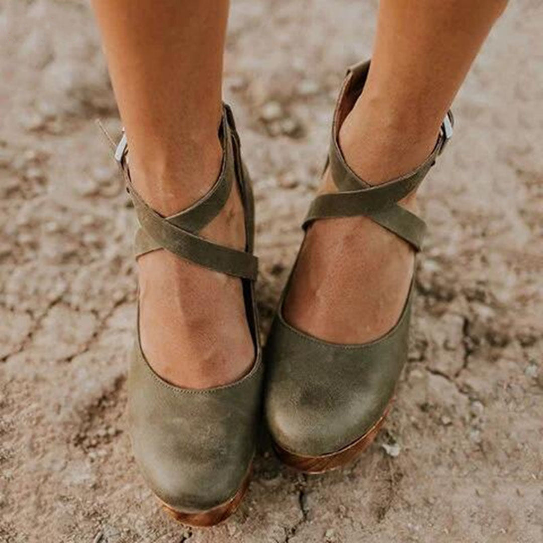 Tindra | Clogs with Ankle Strap and Wedge Heel