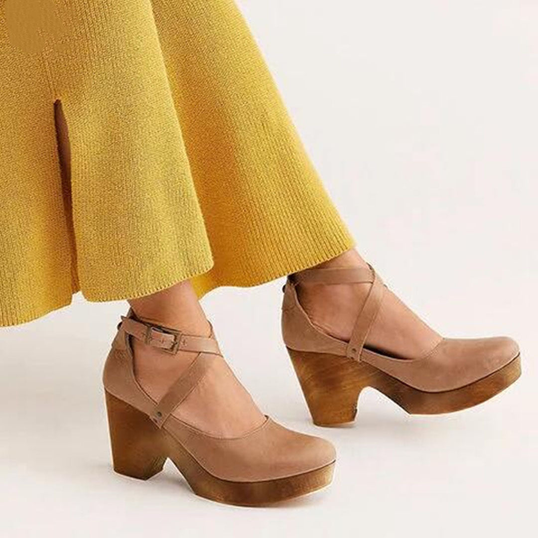 Tindra | Clogs with Ankle Strap and Wedge Heel