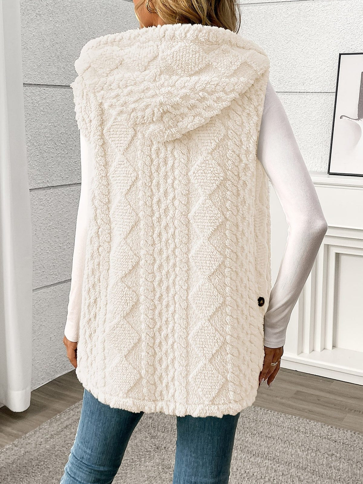 Shaelyn | Women's Cozy Hooded Sleeveless Vest