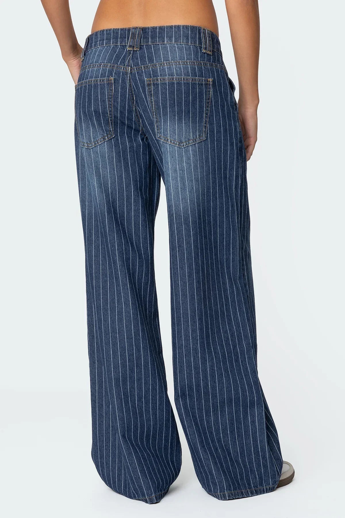 Lisette | Low Rise Denim Jeans with Wide Legs and Pinstripes