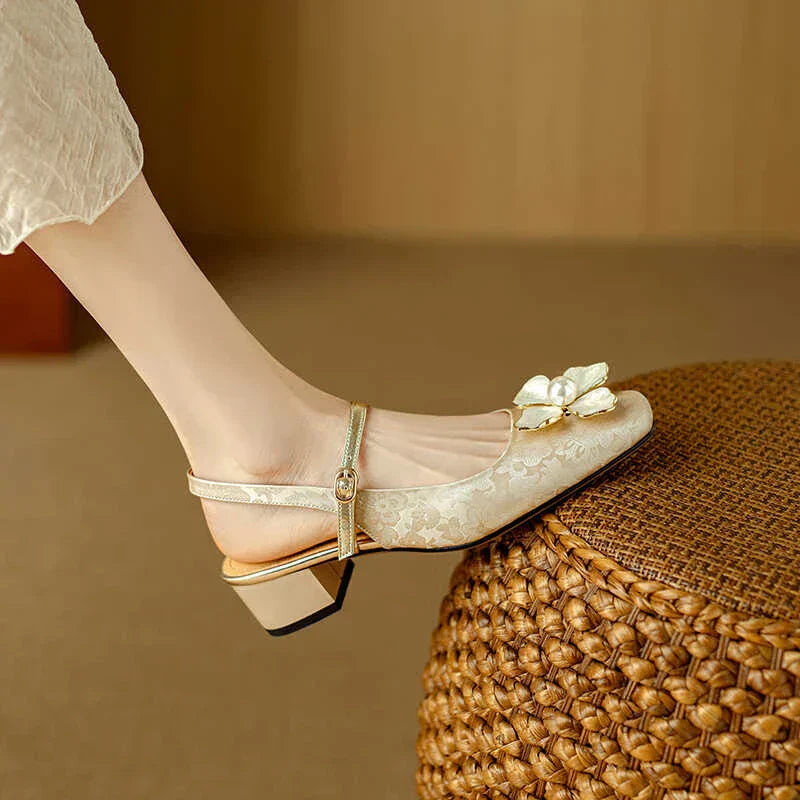 Belisama | Mary Jane Pumps with Block Heel and Floral Embellishment
